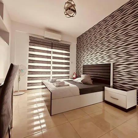 公寓 2-bedroom Pamfilya 7 By Myguest Cyprus
